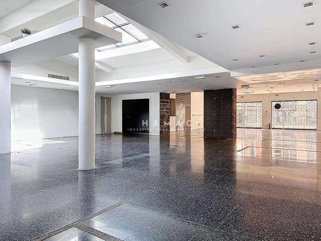 Commerce à SAINT-TROPEZ