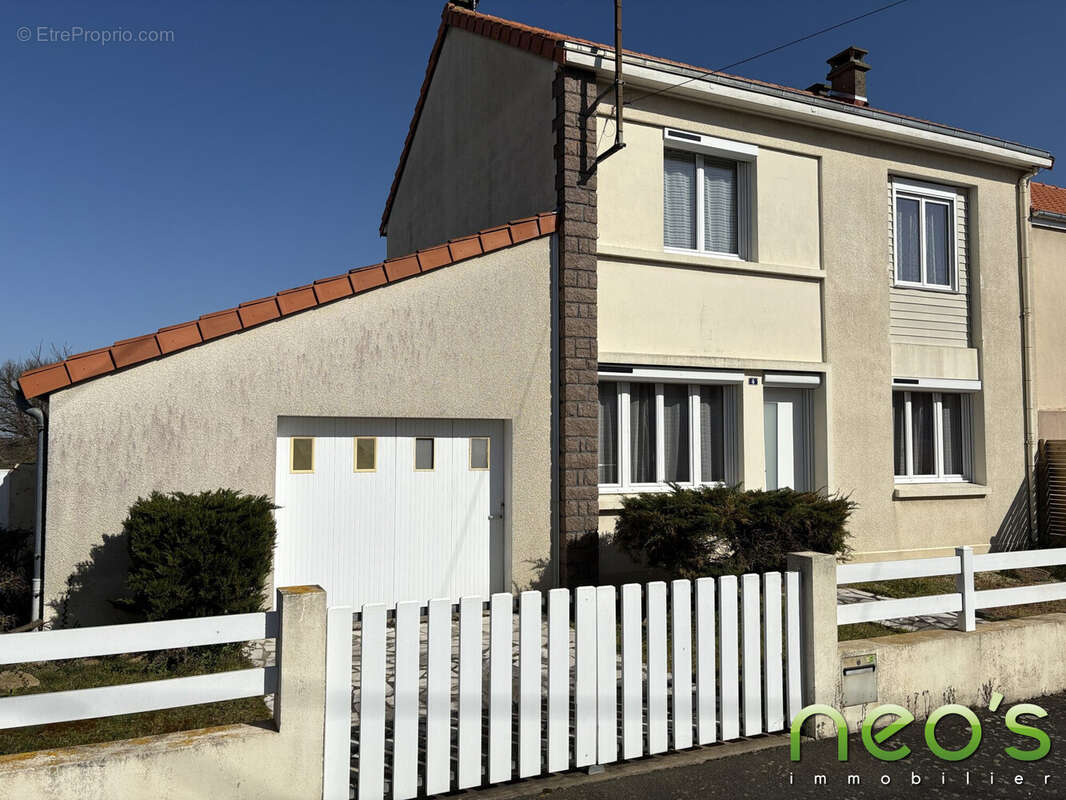 Maison à LA RENAUDIERE