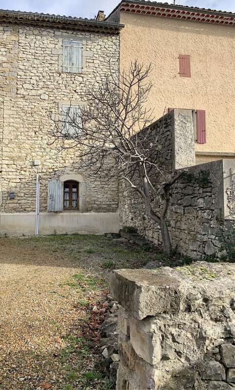 Maison 75 m² à Logrian-Florian  - photo 2