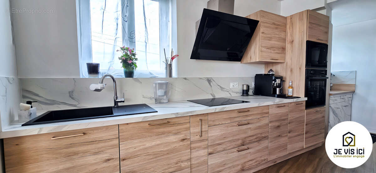 Maison à HALLENNES-LEZ-HAUBOURDIN