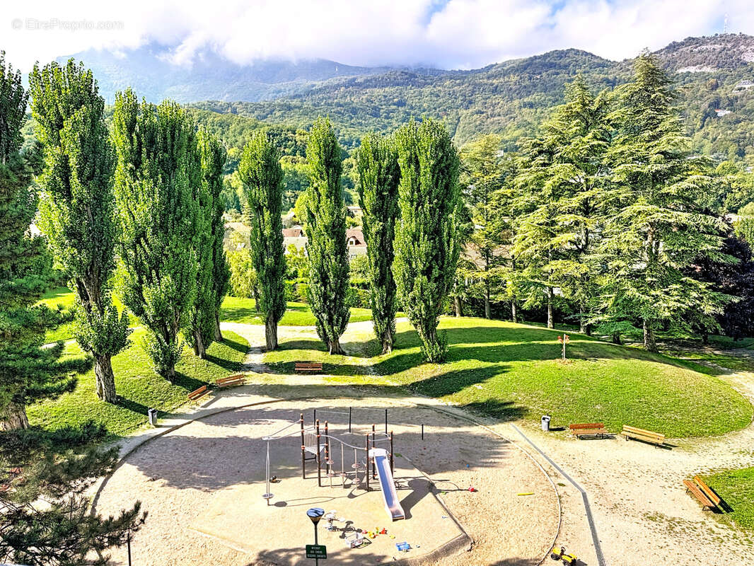 Appartement à SEYSSINET-PARISET