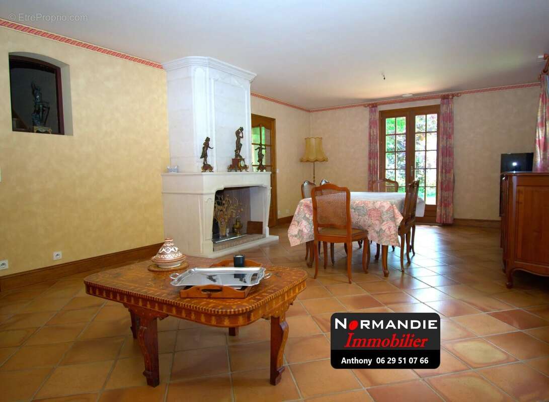 Maison à SAINT-MAURICE-D&#039;ETELAN