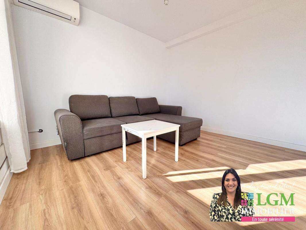 Appartement à LUNEL