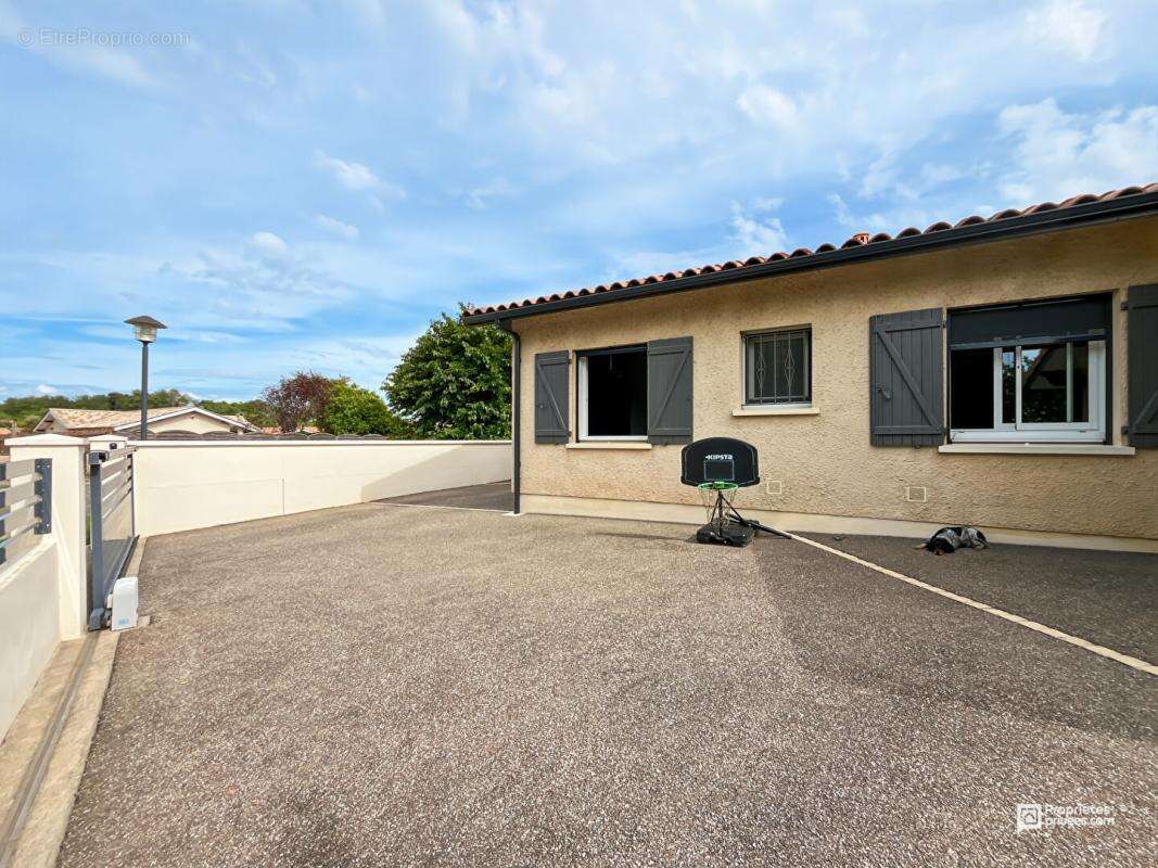 Maison à SAINT-MEDARD-EN-JALLES