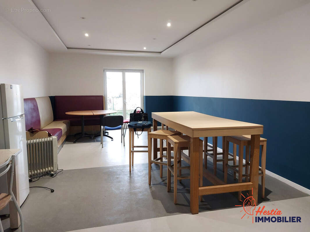 11246 m² à Chalons-En-Champagne  - photo 2