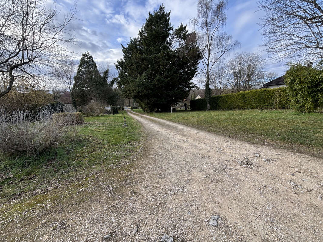 Maison à CHAMESSON