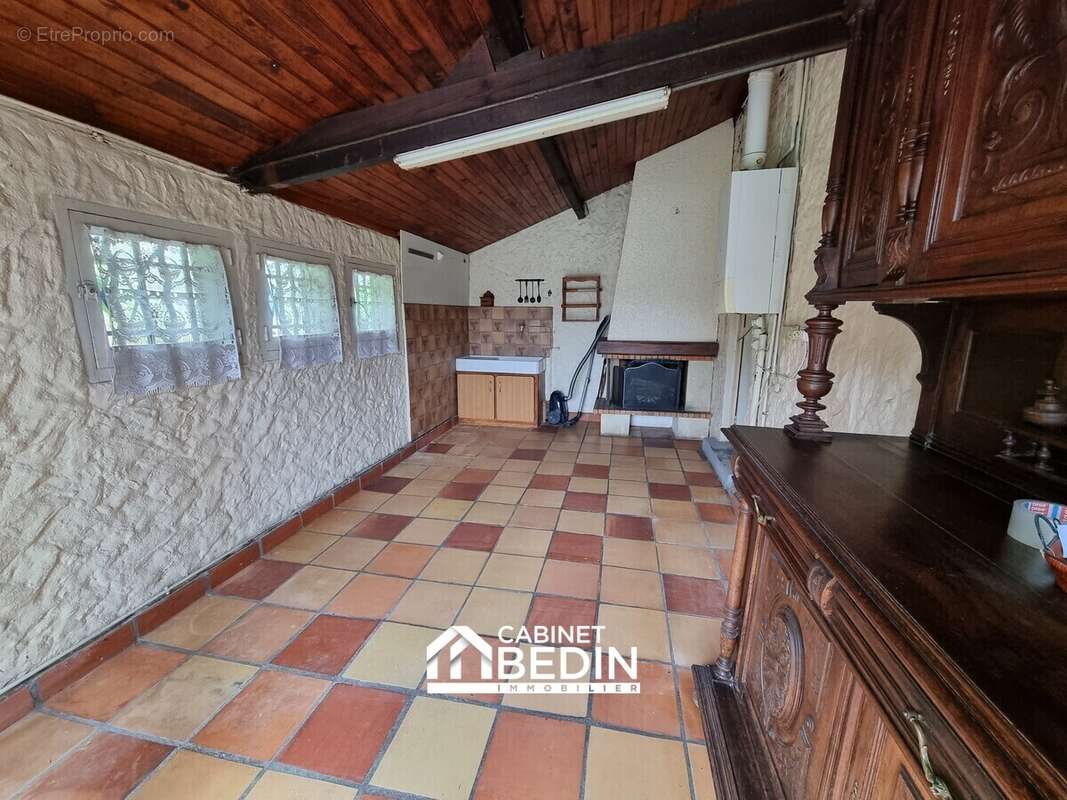 Maison 84 m² à Coutras  - photo 2