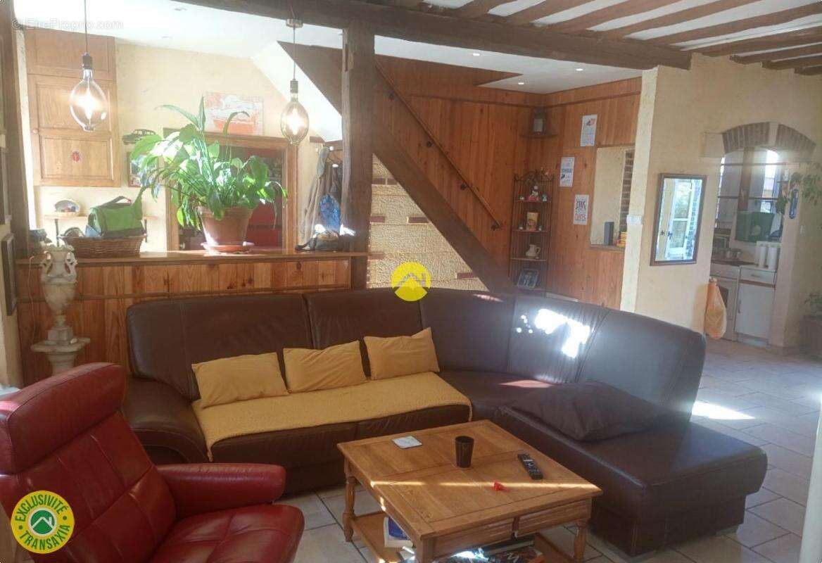 Maison à AIX-EN-OTHE