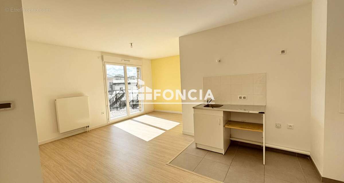 Appartement à SAINT-GRATIEN