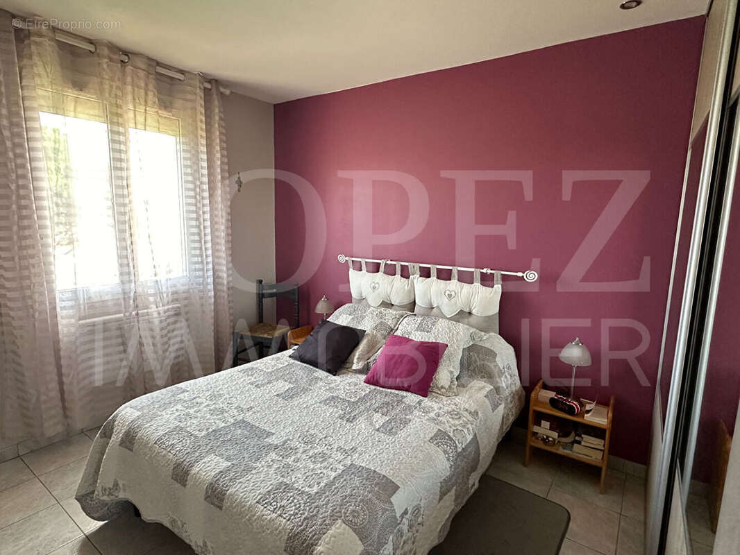 Maison à AIGUEFONDE