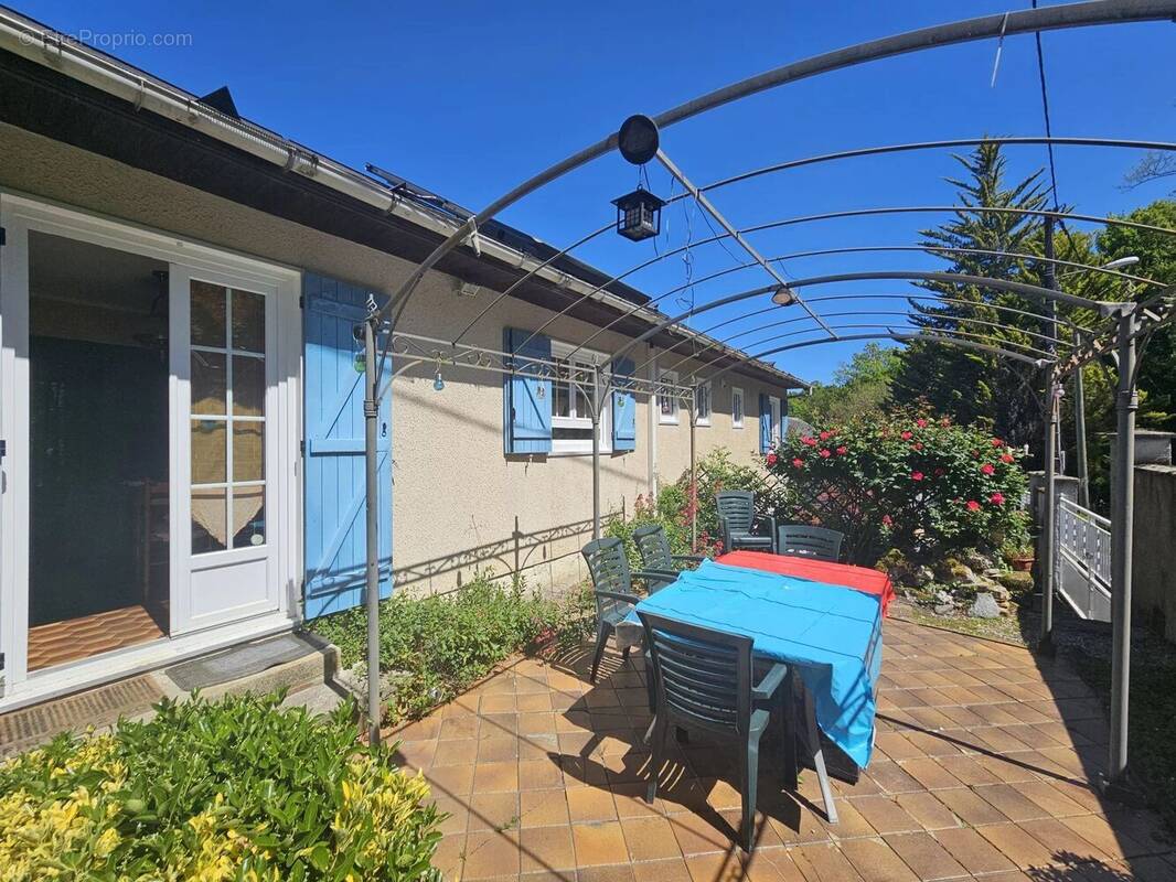 Maison à VIELLE-ADOUR