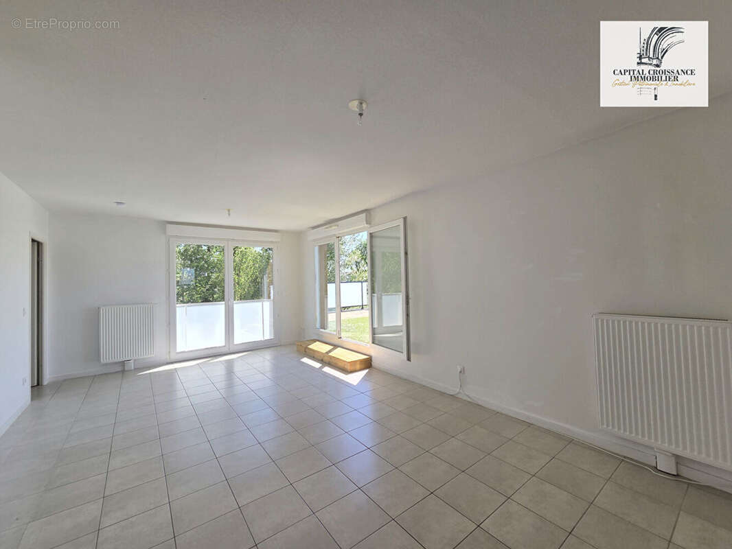 Appartement à VILLENAVE-D&#039;ORNON