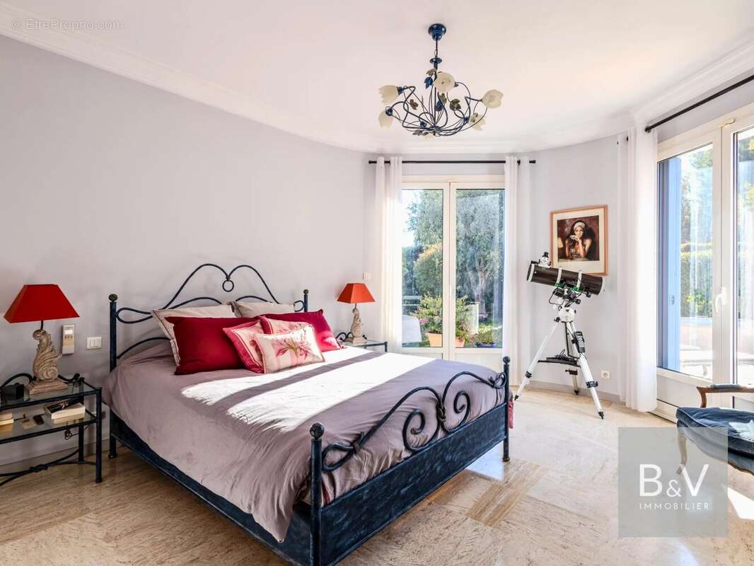 Maison à MOUANS-SARTOUX