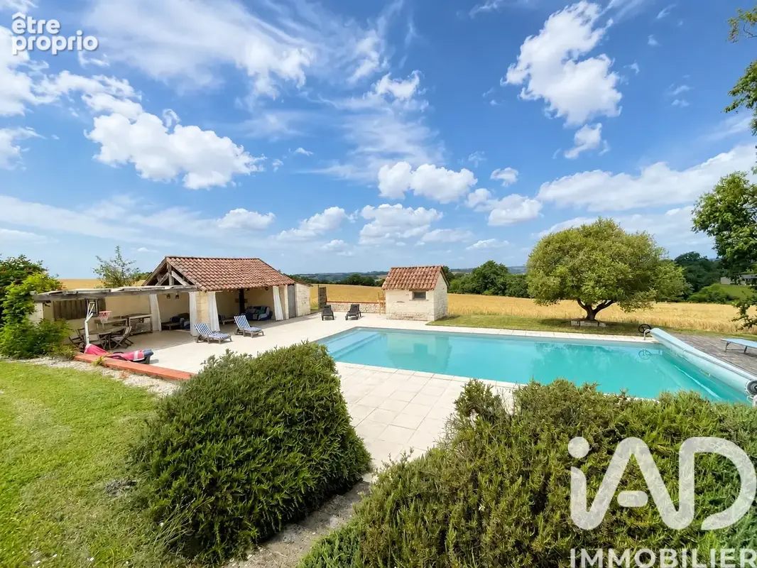 Photo 1 - Maison à SAINT-PAUL-D'ESPIS