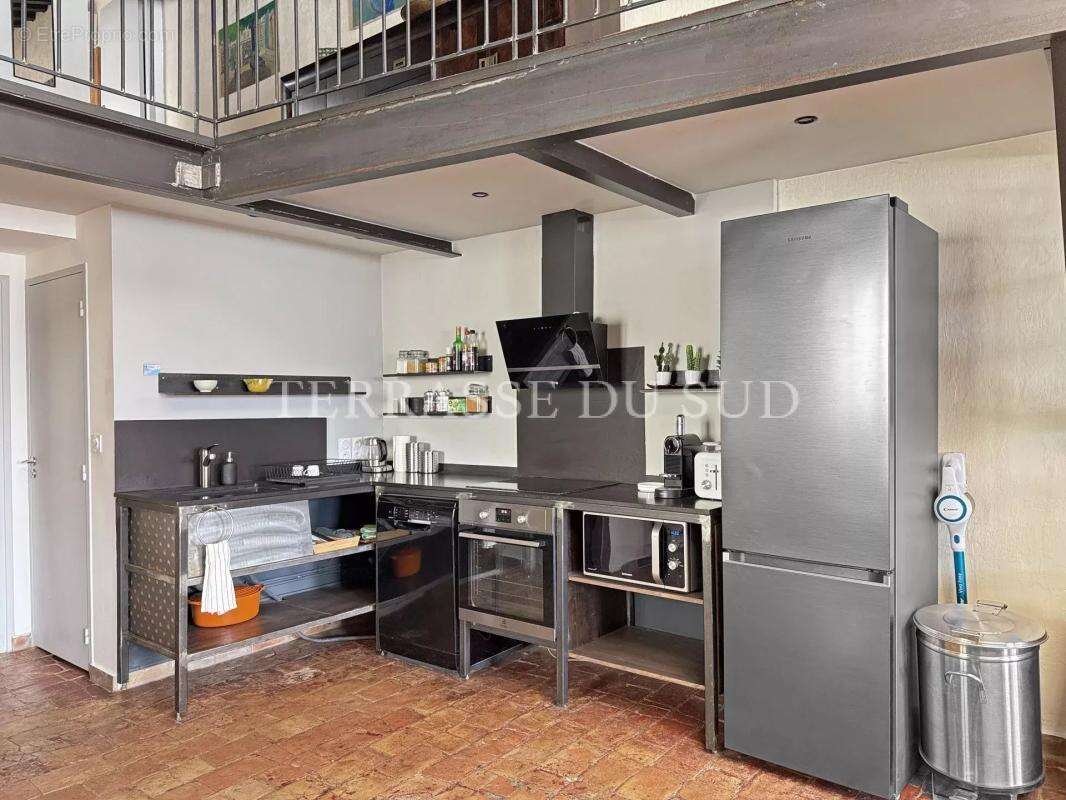 Appartement à MARSEILLE-7E