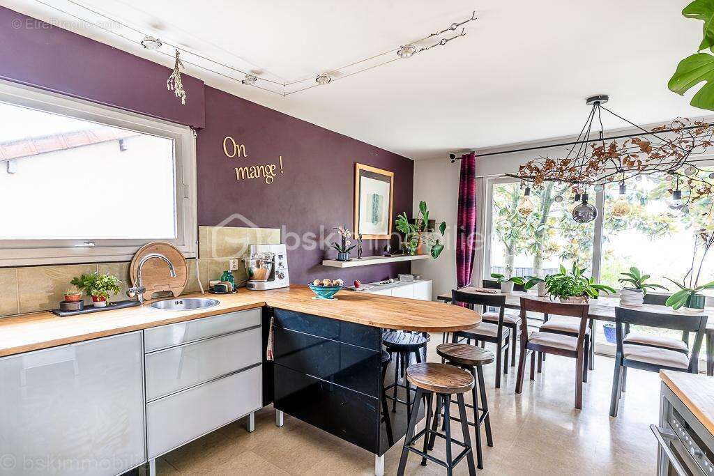 Maison à CHAMPIGNY-SUR-MARNE