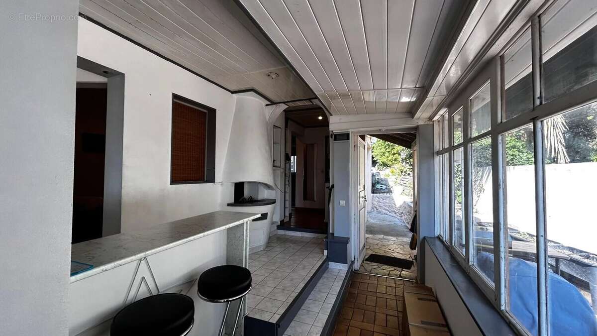 A vendre - Cannes - Vue mer   Appartement  2/3 pièces de 62 m²  + Terrasse de 15 m² + Jardin - photo 13