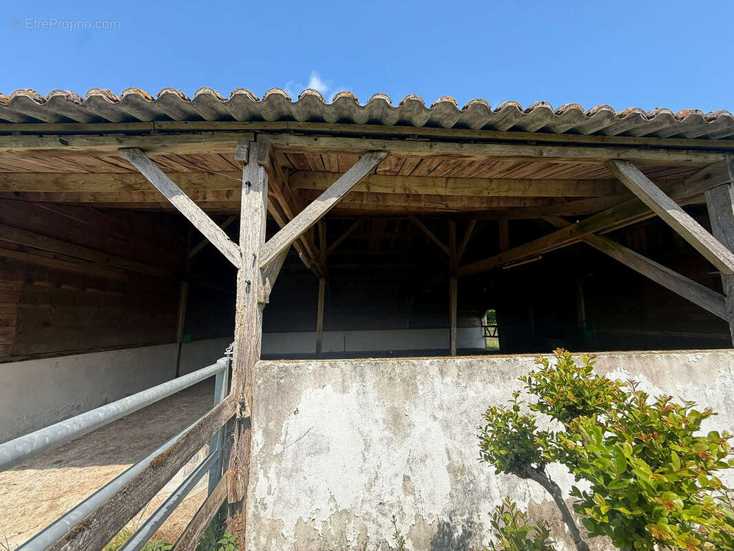 Maison à LA COQUILLE