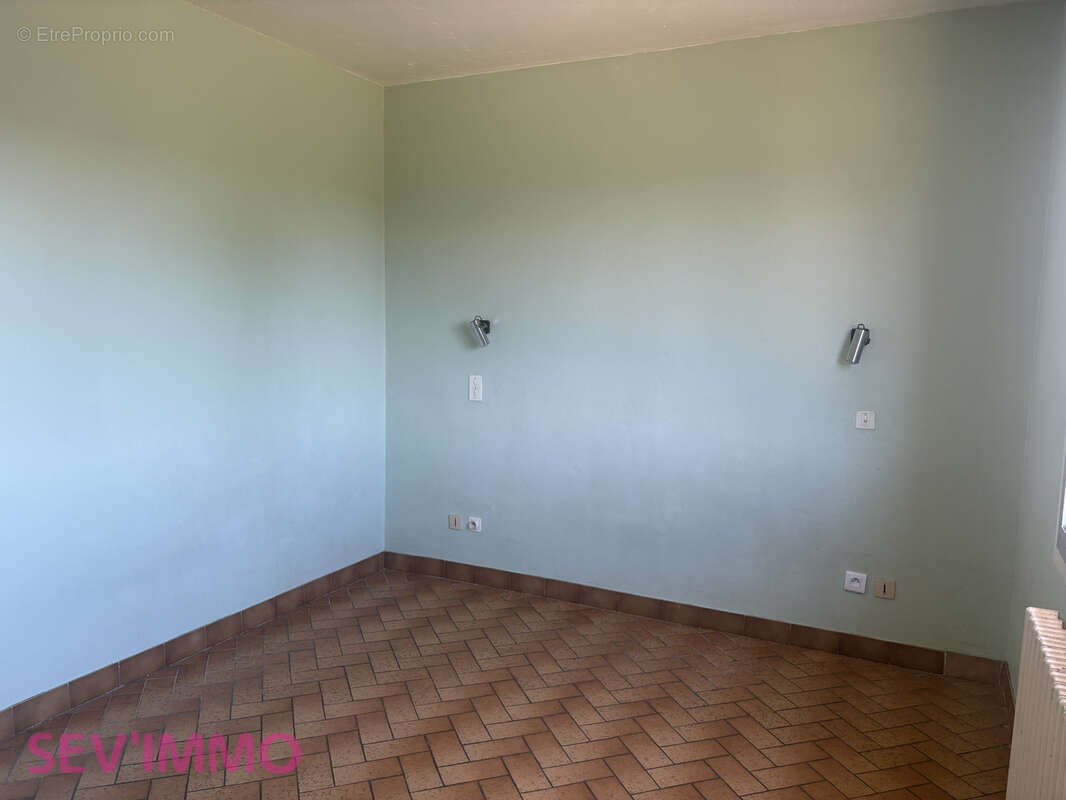 Servilly maison individuelle 158 m2 habitables. - photo 12