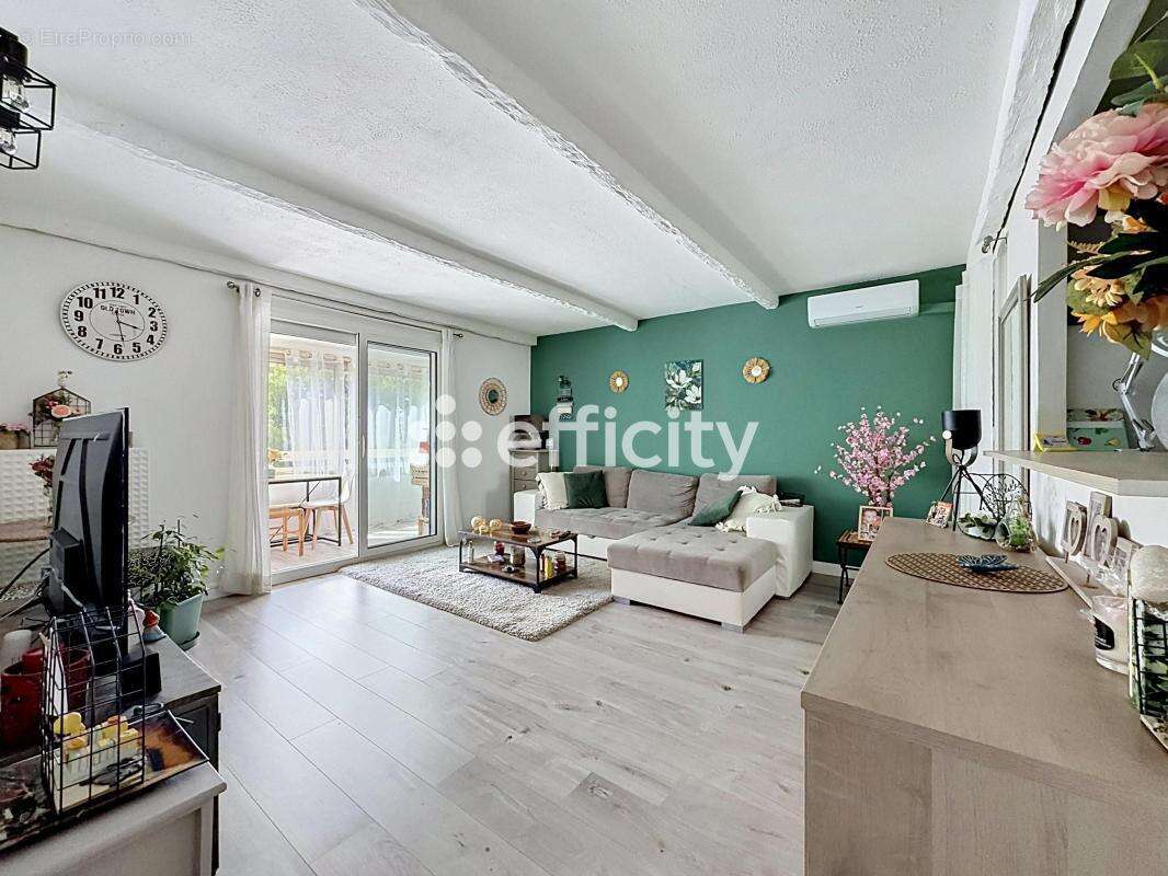 Appartement à FREJUS
