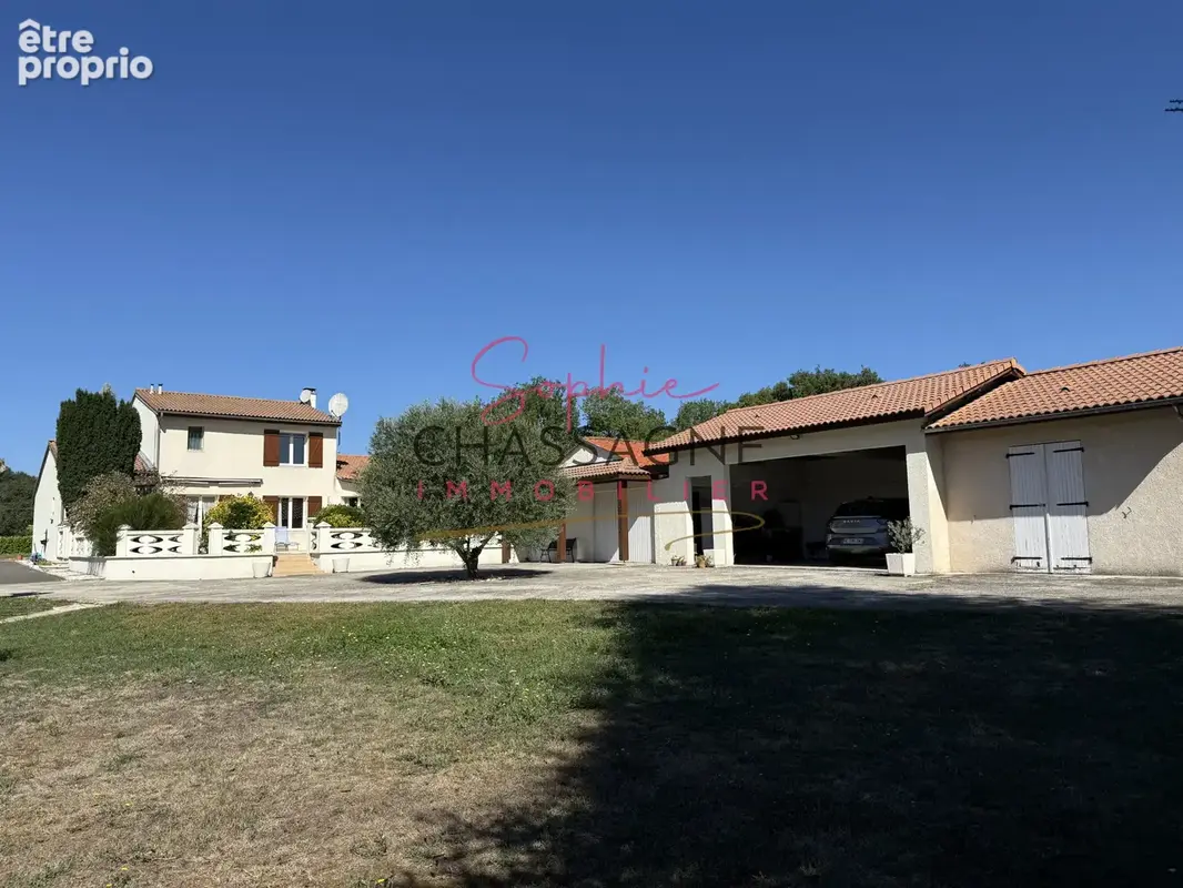 Maison familiale avec piscine et nombreuses dépendances à Lugaignac - photo 22