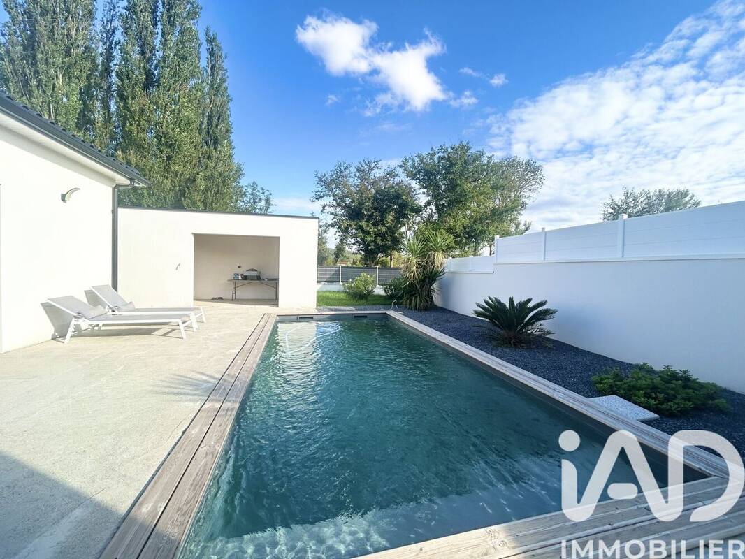 Photo 1 - Maison à LE FAUGA