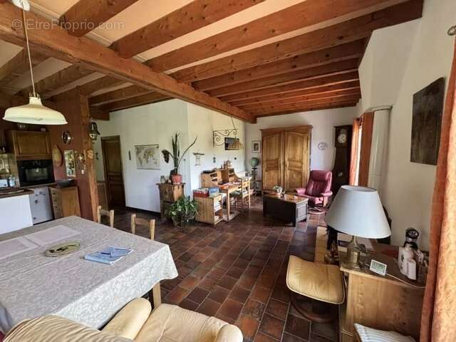 Maison avec vue  sur 1390 m² de terrain. - photo 3