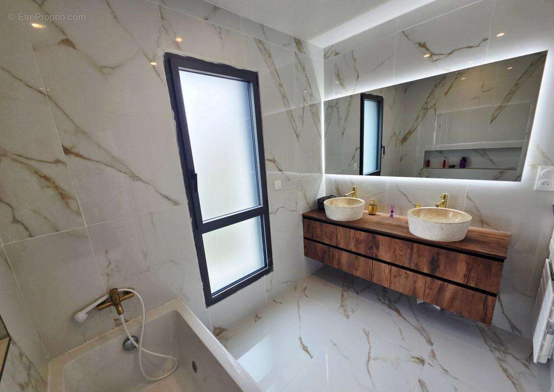 Maison à LANDIVISIAU