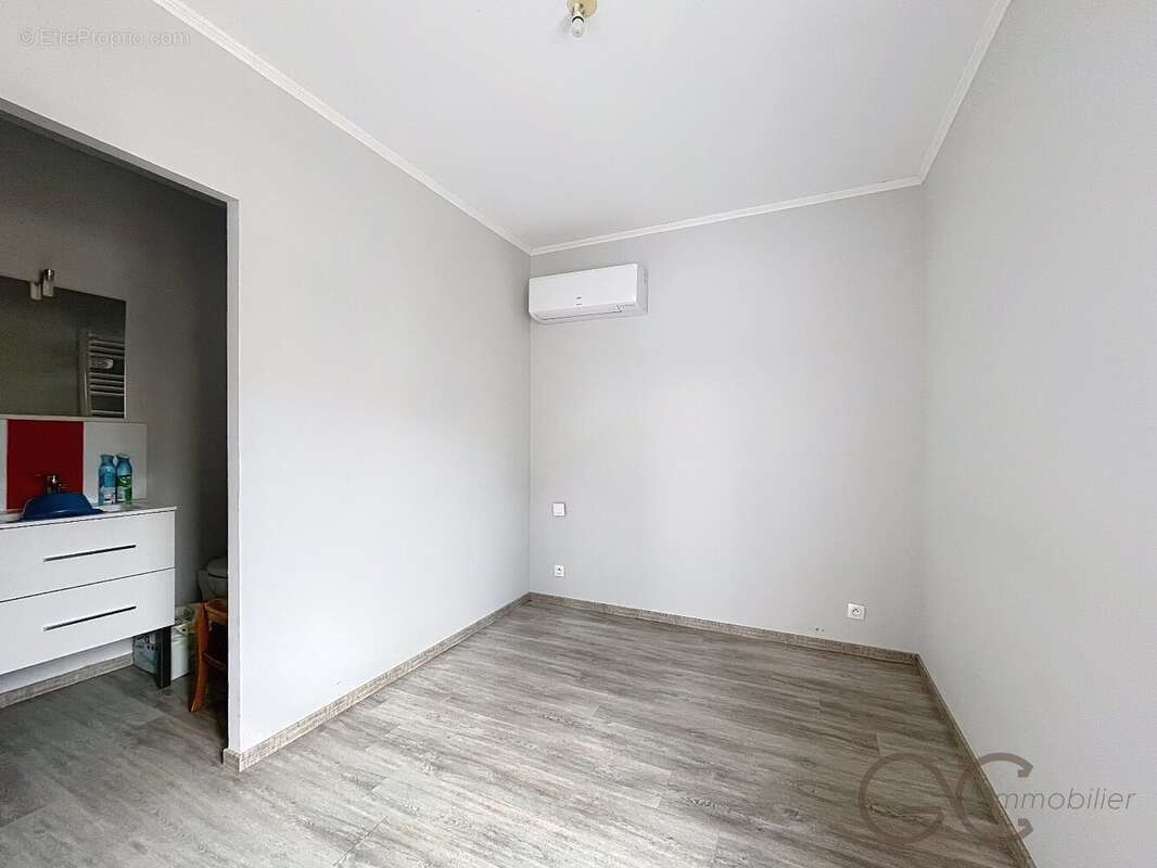 Maison à THEZAN-LES-BEZIERS