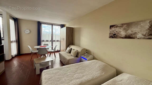 Appartement à GREOUX-LES-BAINS