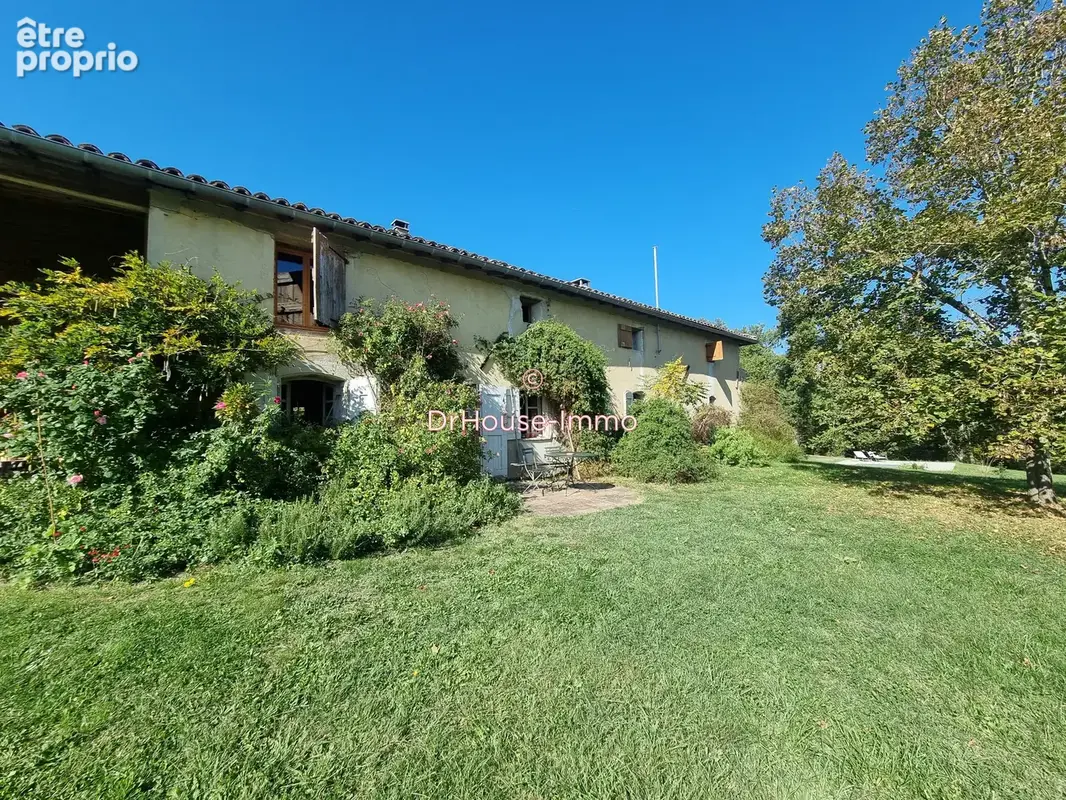 Maison 9 pièces 330 m² à vendre à Rabastens (81800) - photo 30
