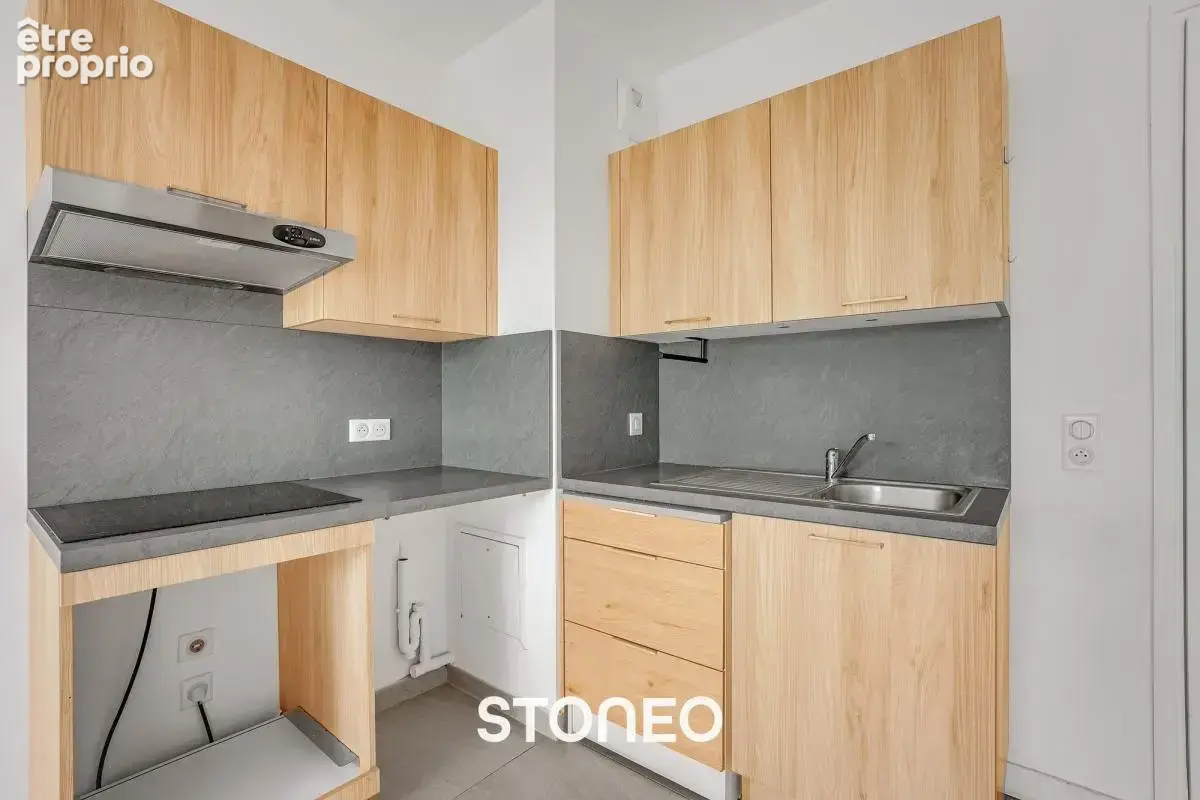 COEUR DE VILLE - appartement T2 - photo 2