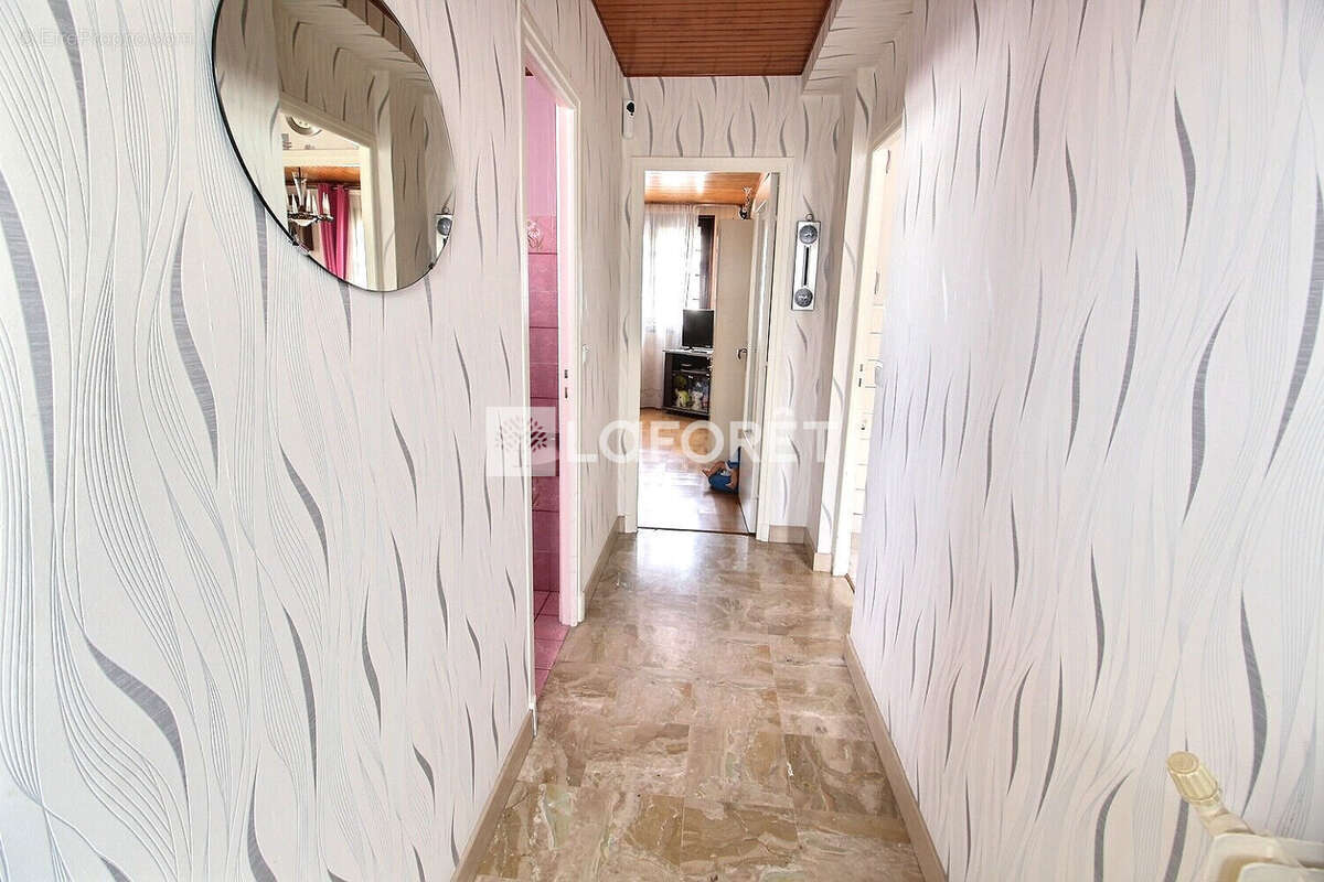 Maison à VILLENEUVE-LA-GARENNE