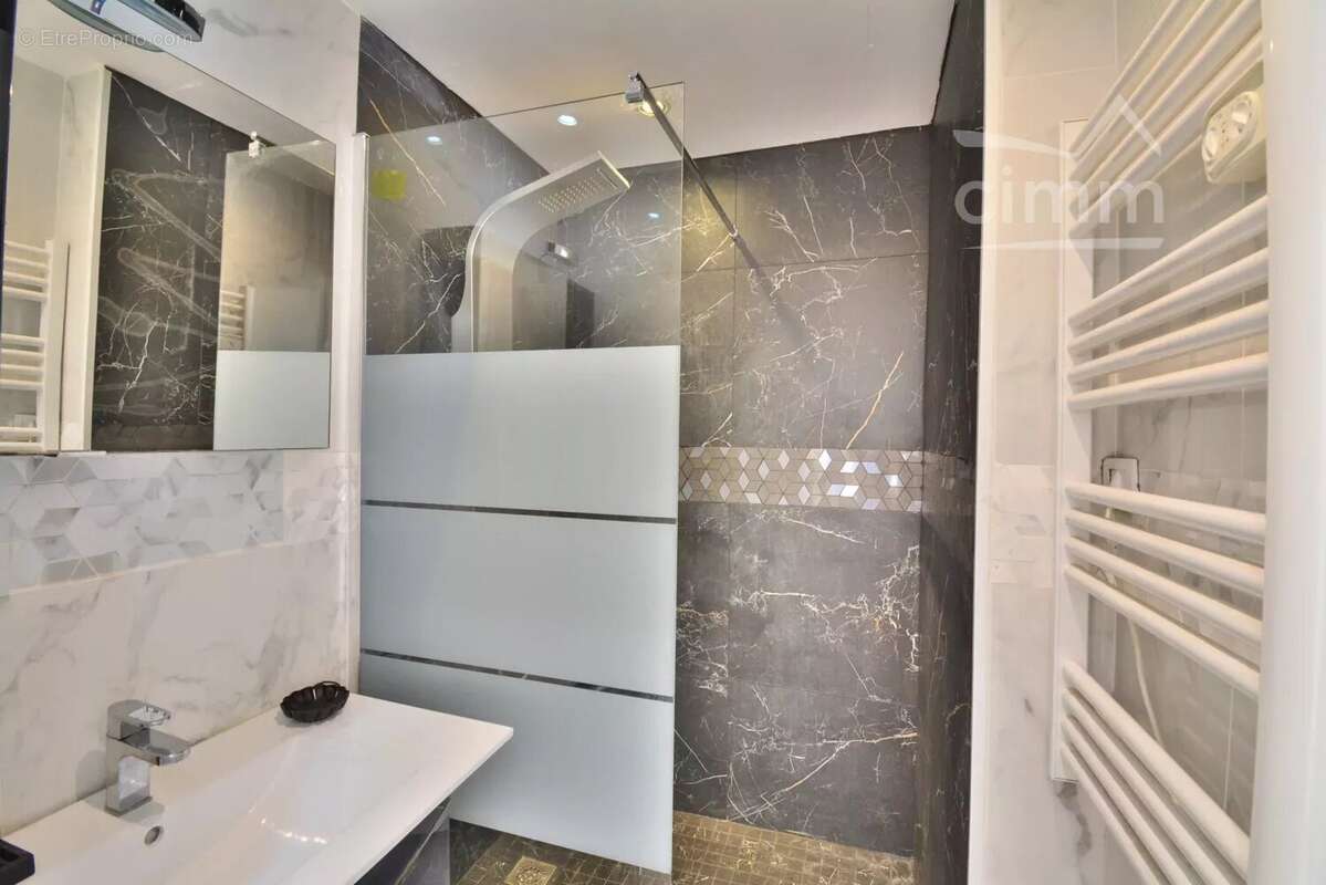 Appartement à SAINT-CYPRIEN