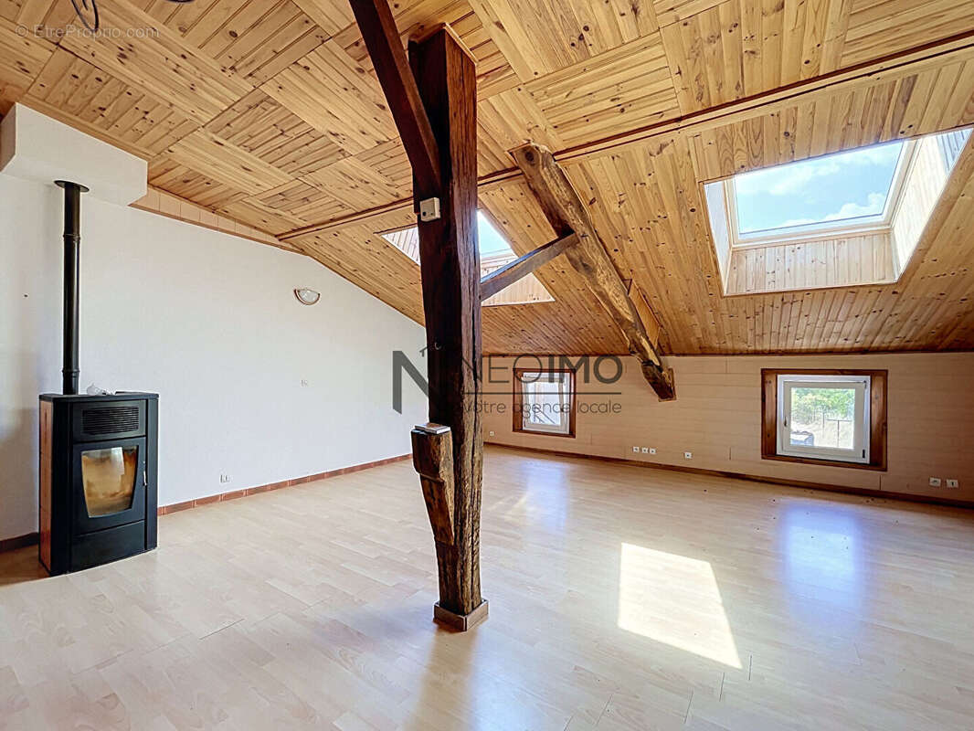 Maison Vouxey 3 pièce(s) 254.73 m2 - photo 4