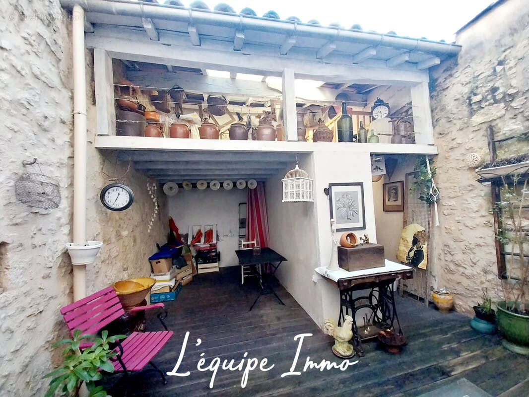 Maison à MAUVEZIN
