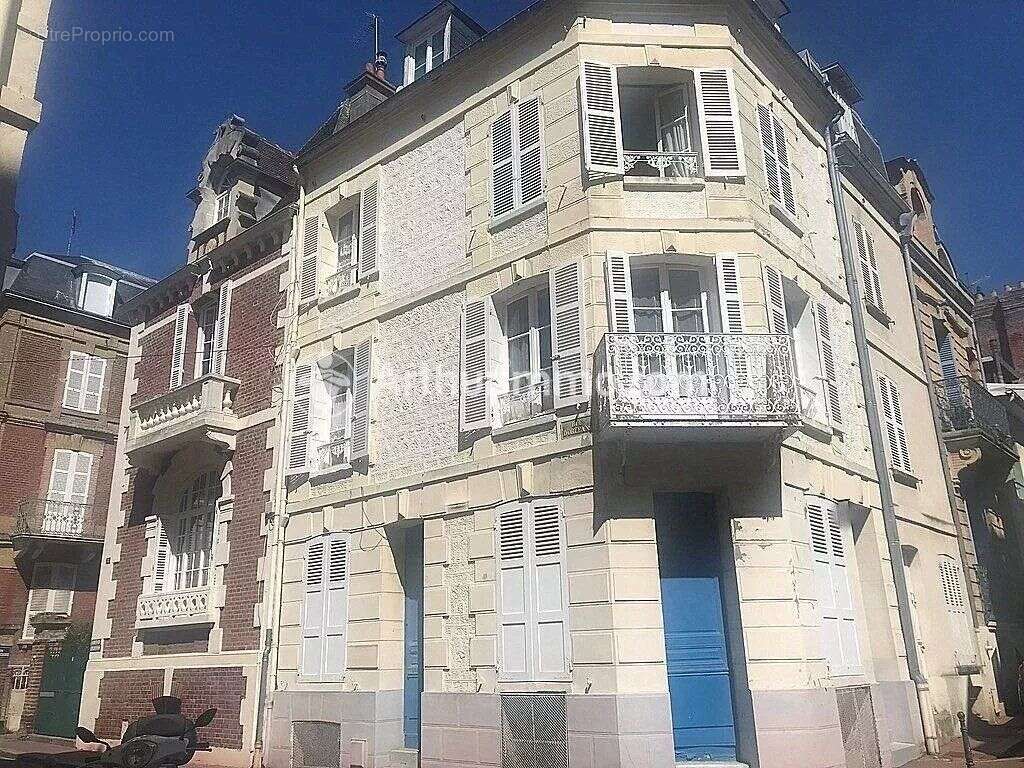 Appartement à TROUVILLE-SUR-MER