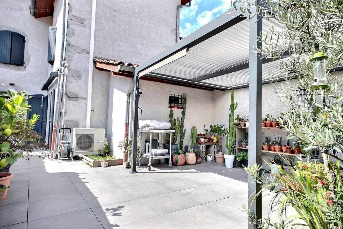 Appartement à LUMBIN