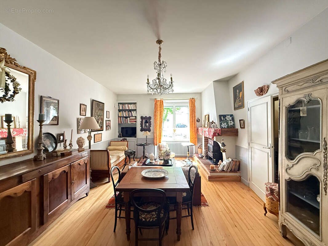 Maison à VILLENEUVE-SUR-LOT