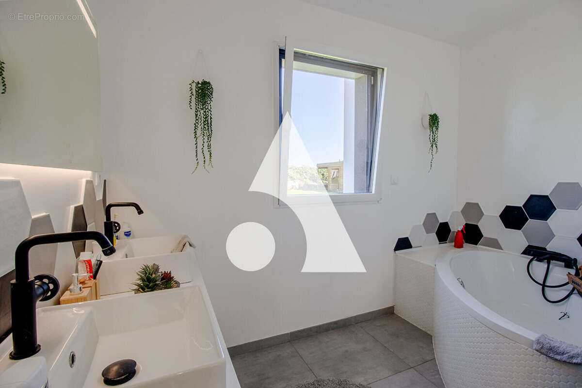 Maison à VALENCIENNES