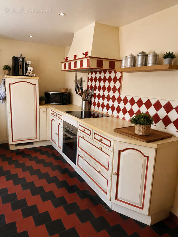 Maison de caractère en pierre de 220 m2 - photo 5