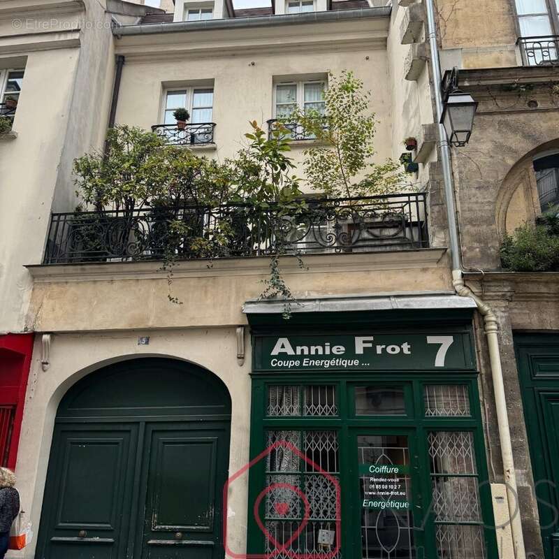 Commerce à PARIS-5E