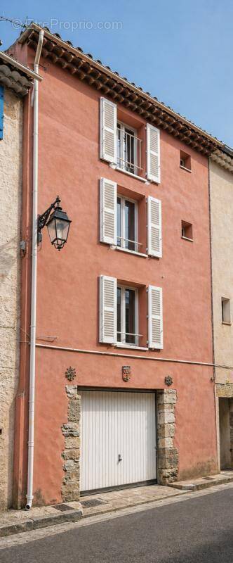 Maison à CORRENS