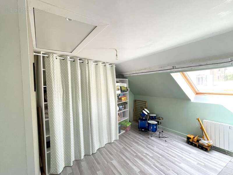 Maison à CLEVILLIERS