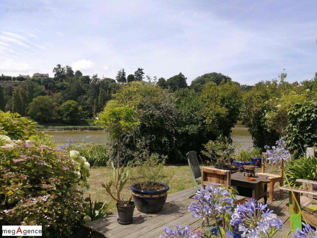 Maison à LA VICOMTE-SUR-RANCE