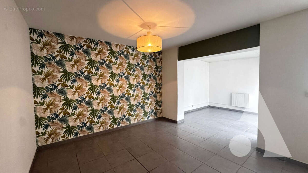 Maison à CREPY-EN-VALOIS