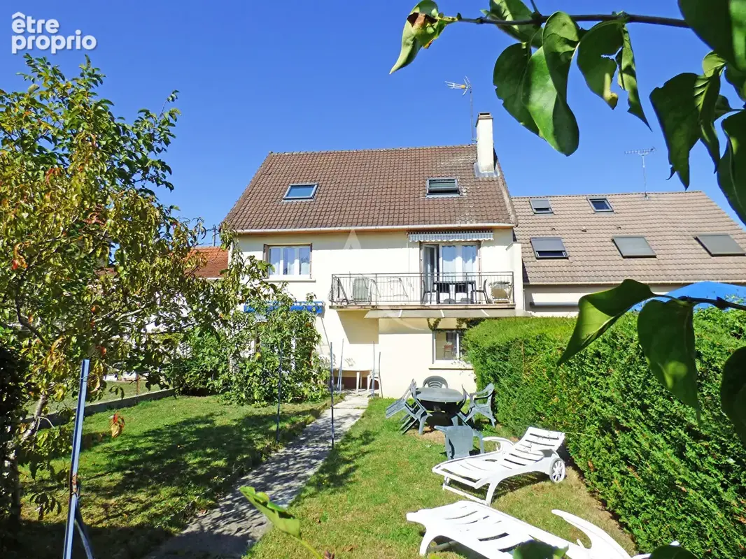 Maison Gagny 6 pièce(s) 146 m2 - photo 1