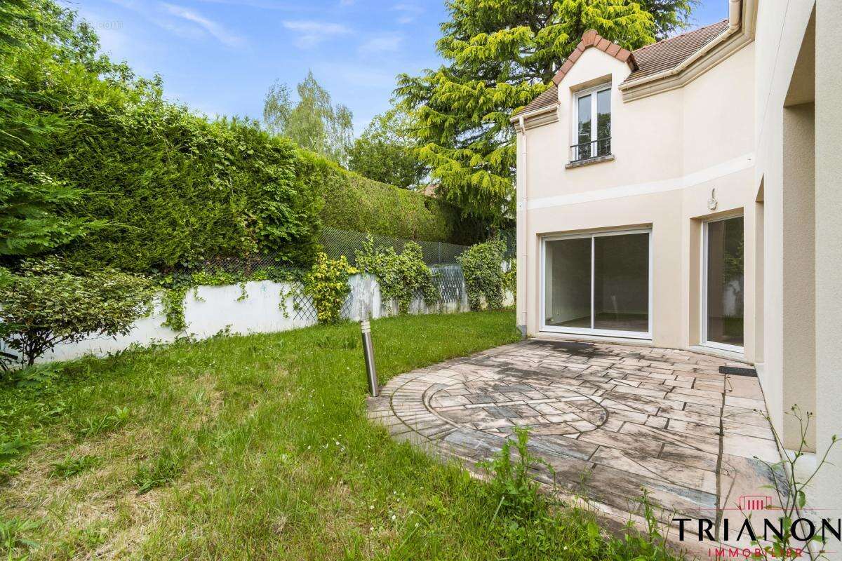 Maison à L'ETANG-LA-VILLE