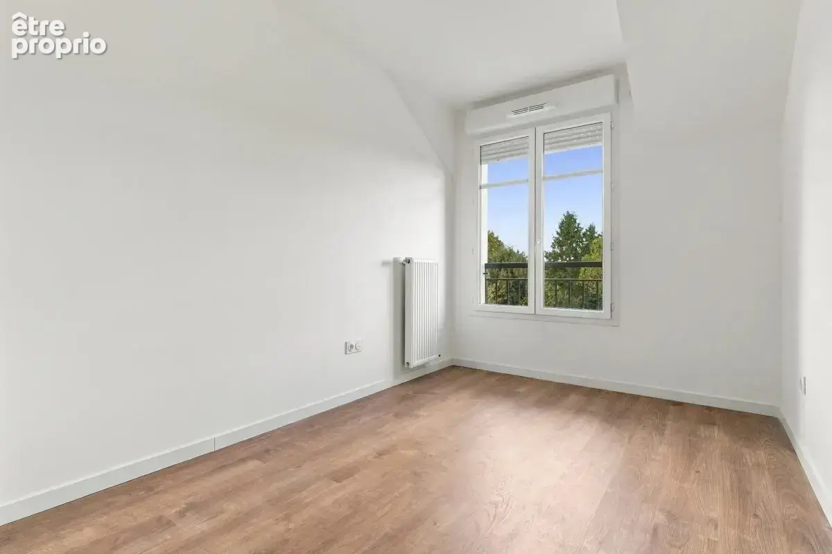 Appartement 4 pièces de 83 m² à Plaisir - photo 6