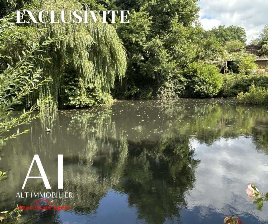 Maison à PONT-D&#039;OUILLY